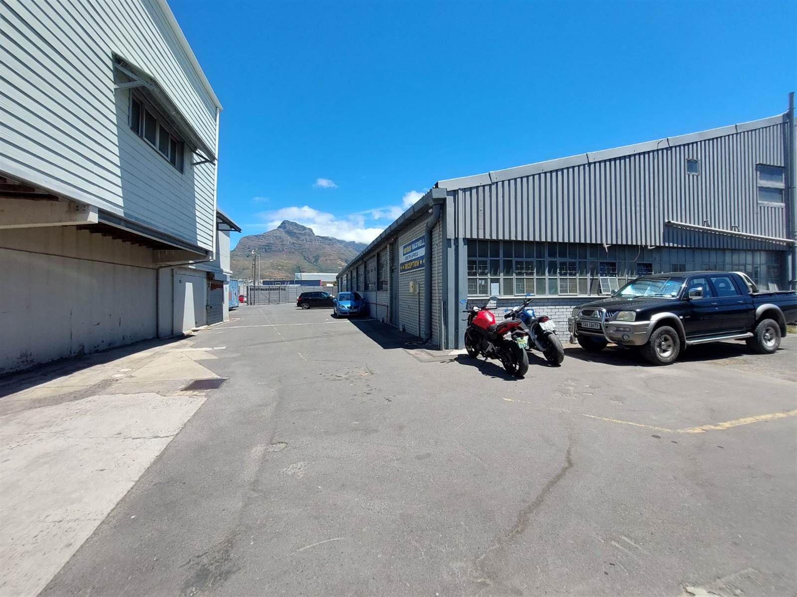 819  m² Commercial space in Paarden Eiland photo number 10