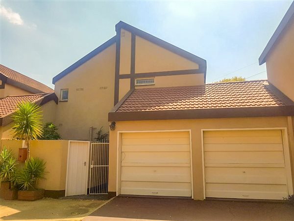 3 Bed Townhouse in Potchefstroom Central