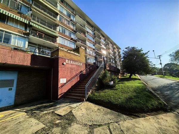 2.5 Bedroom Apartment