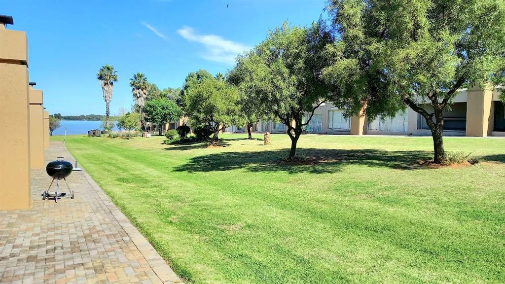 2 Bed House in Vaal Marina photo number 5