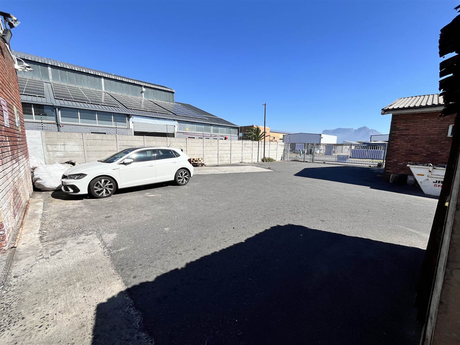 1635  m² Industrial space in Epping photo number 16