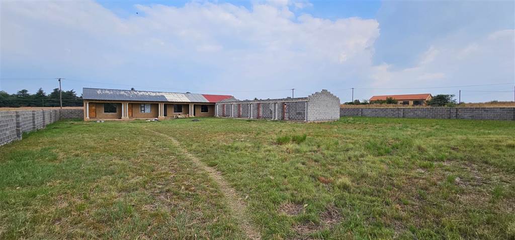 1636 m² Land available in Delmas photo number 1