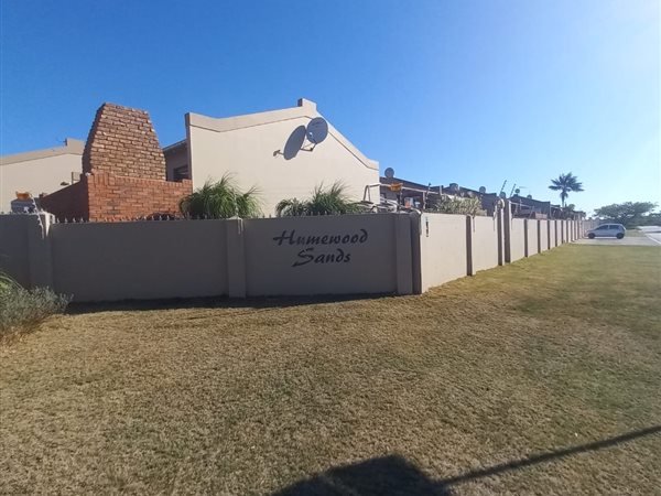 3 Bedroom Townhouse 3 Bedroom Townhouse