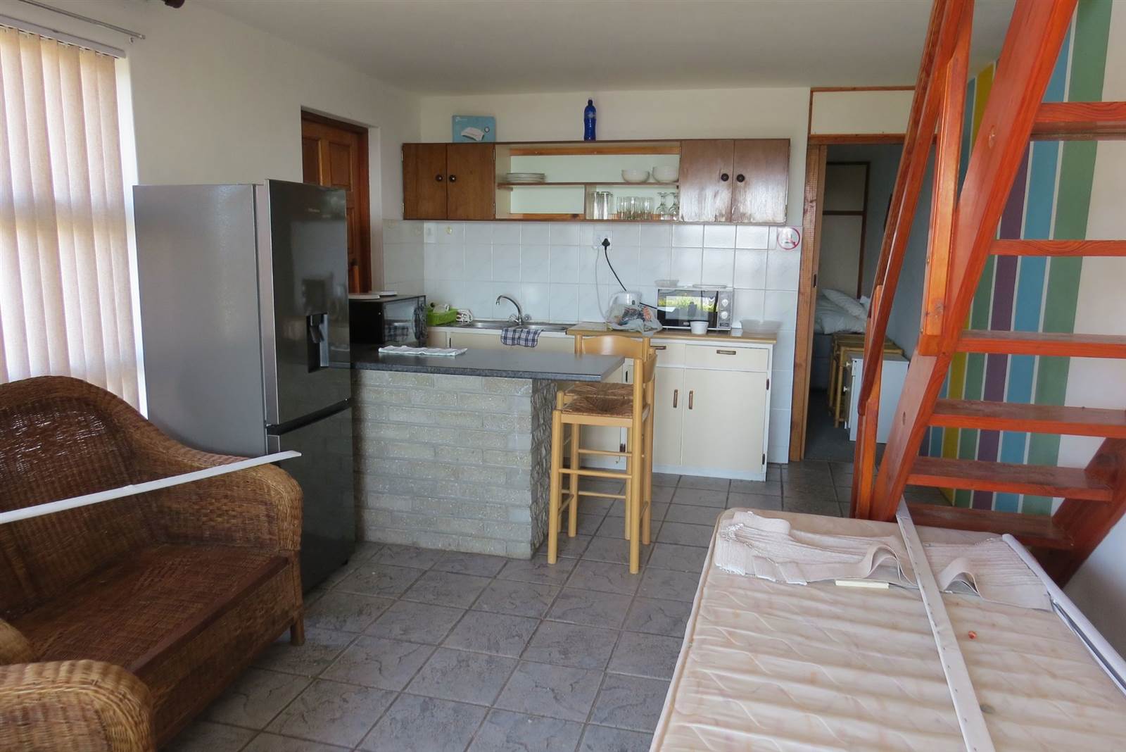 10 Bed Apartment in Strandfontein photo number 12