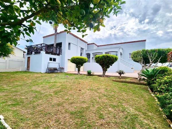5 Bedroom House 5 Bedroom House