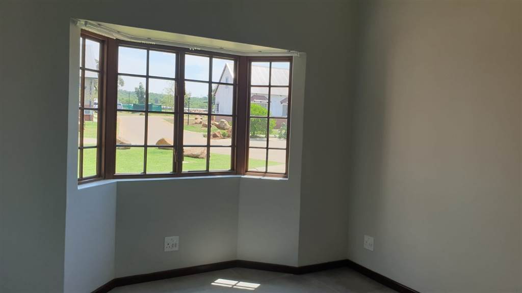 3 Bed Townhouse in Boschkop photo number 8