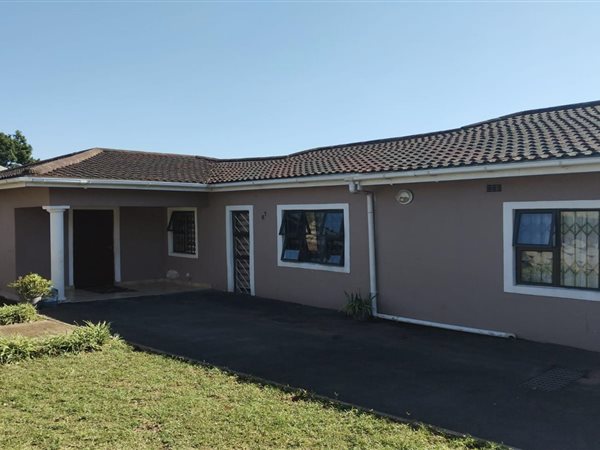 3 Bedroom House 3 Bedroom House