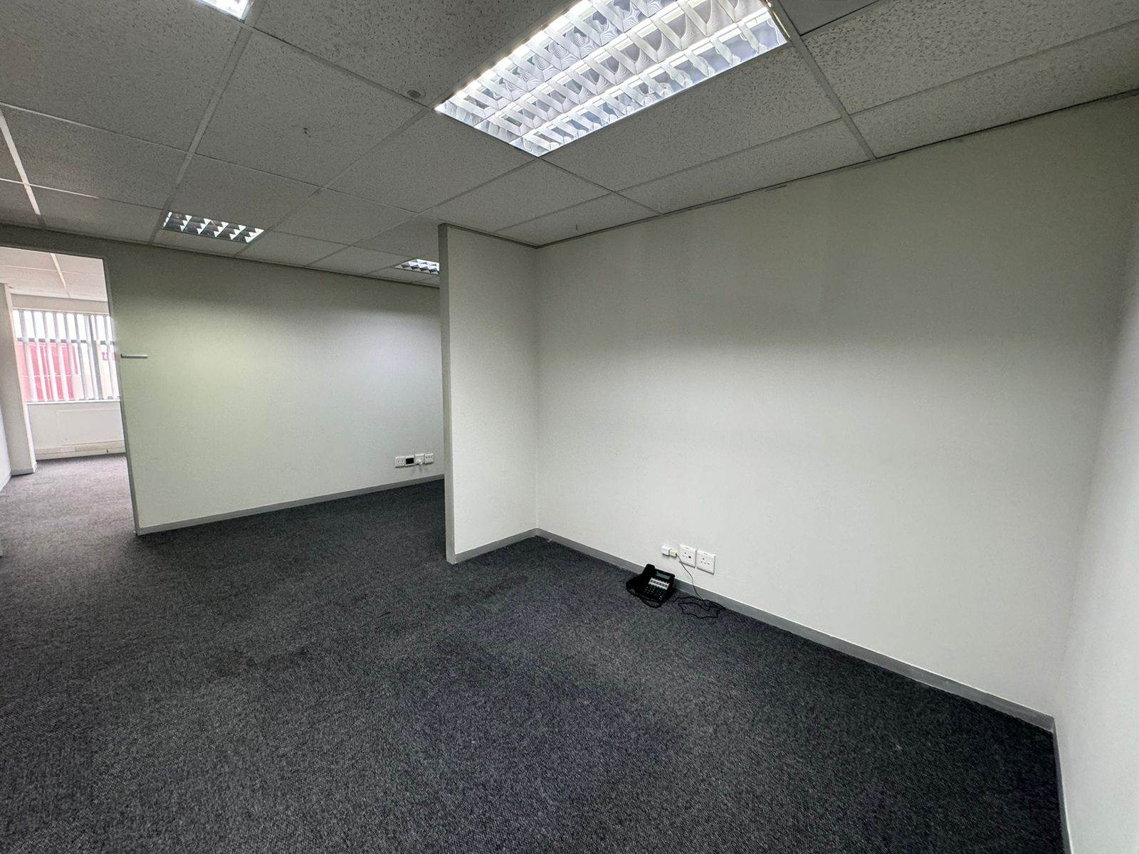 115  m² Commercial space in Sandown photo number 7
