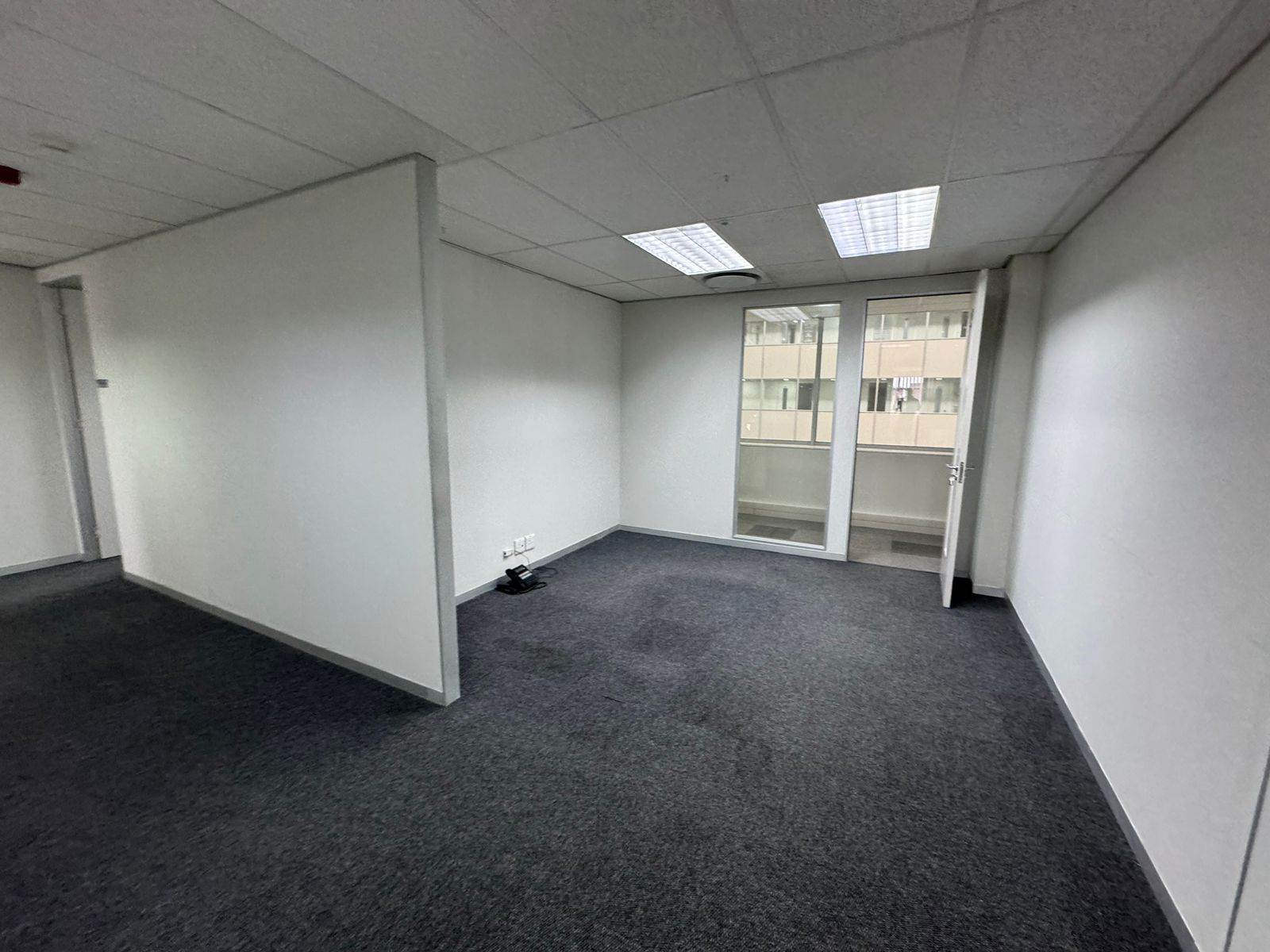 115  m² Commercial space in Sandown photo number 9