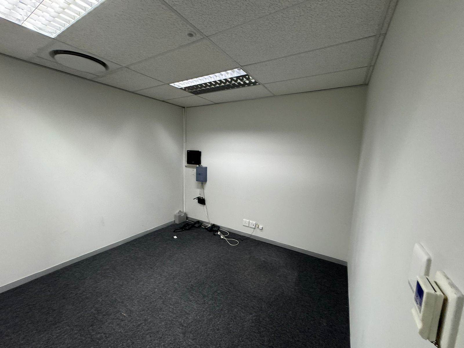115  m² Commercial space in Sandown photo number 14