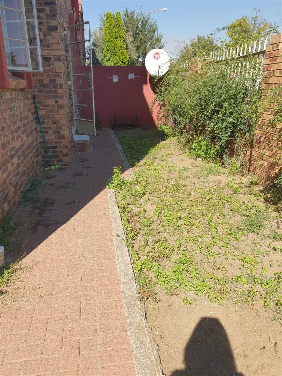 2 Bed Apartment in Trichardt photo number 12