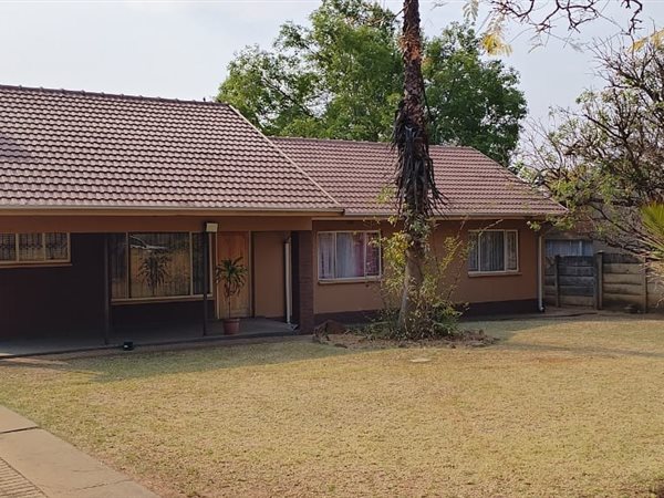 3 Bedroom House 3 Bedroom House
