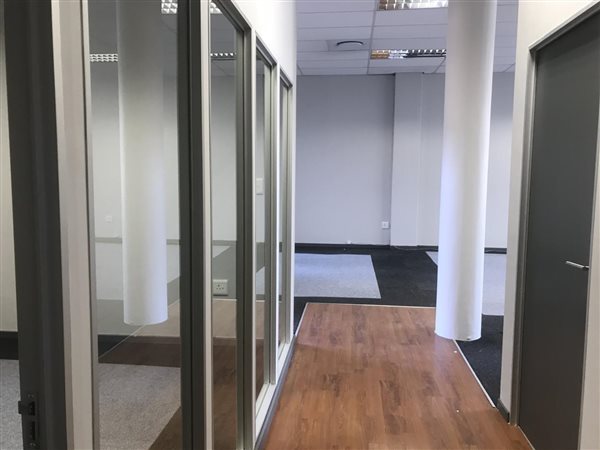 361  m² Office Space