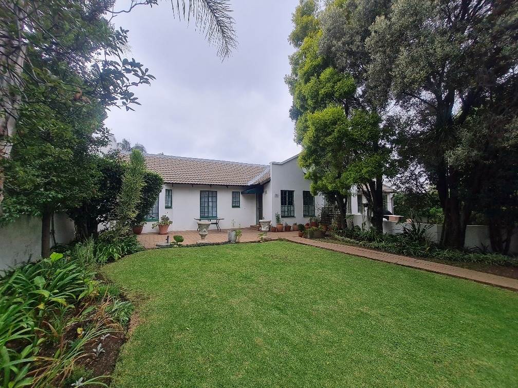 3 Bed Townhouse in Marais Steyn Park photo number 13