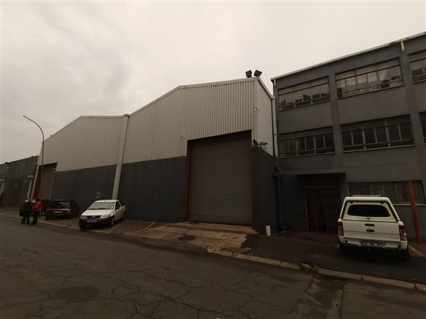 2 963  m² Commercial space