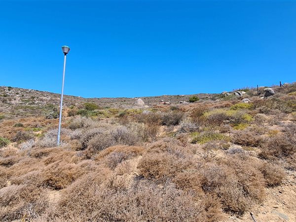 739 m² Land available in St Helena Bay