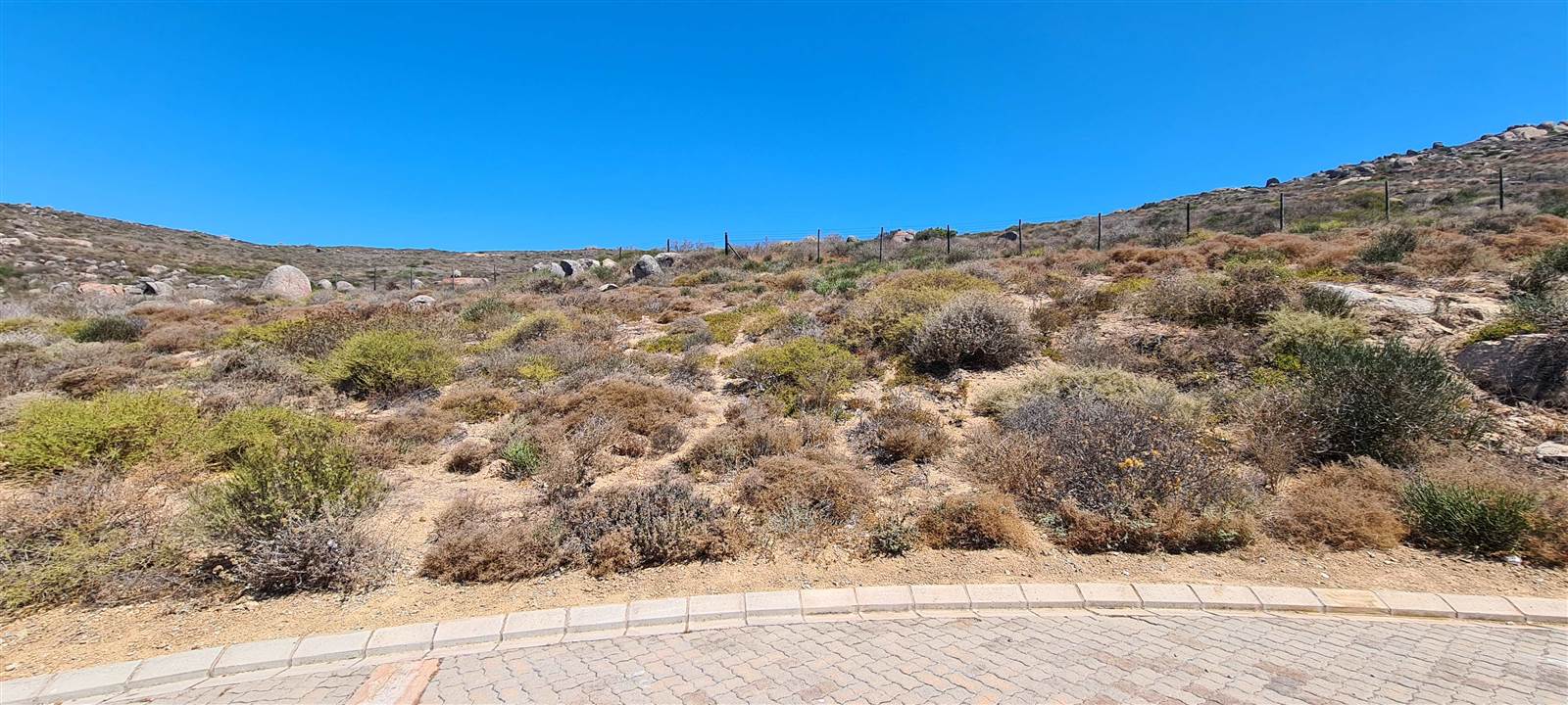 739 m² Land available in St Helena Bay photo number 12