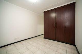 2 Bed Apartment in Edenvale photo number 7