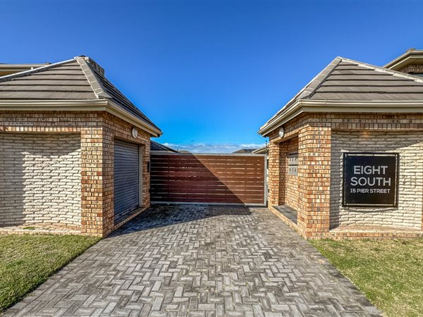 4 Bedroom Townhouse 4 Bedroom Townhouse
