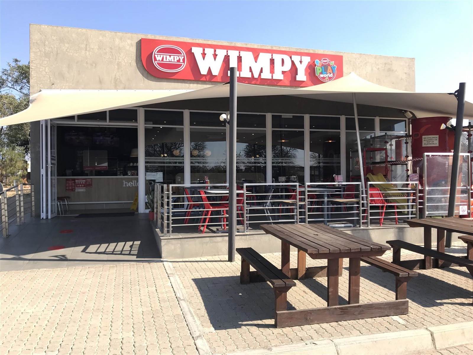 250  m² Commercial space in Hoedspruit photo number 1