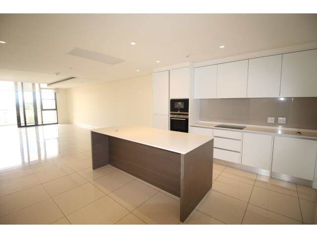2 Bed Apartment in Houghton Estate photo number 2