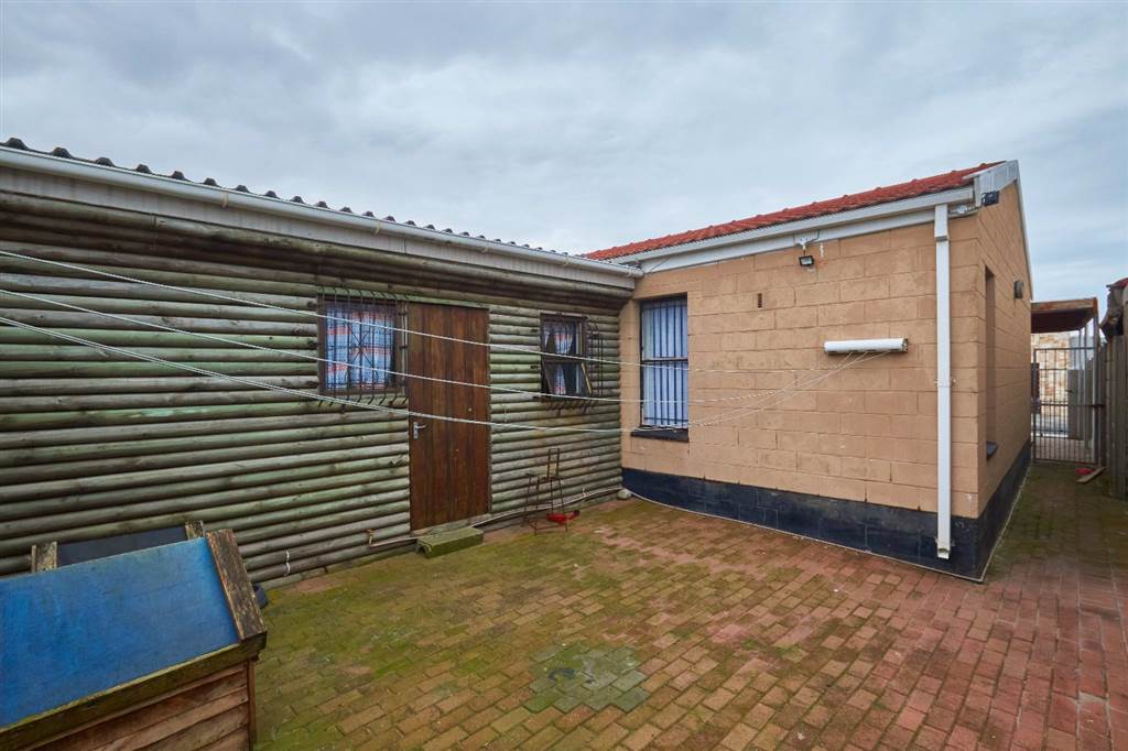 3 Bed House in Rocklands photo number 15