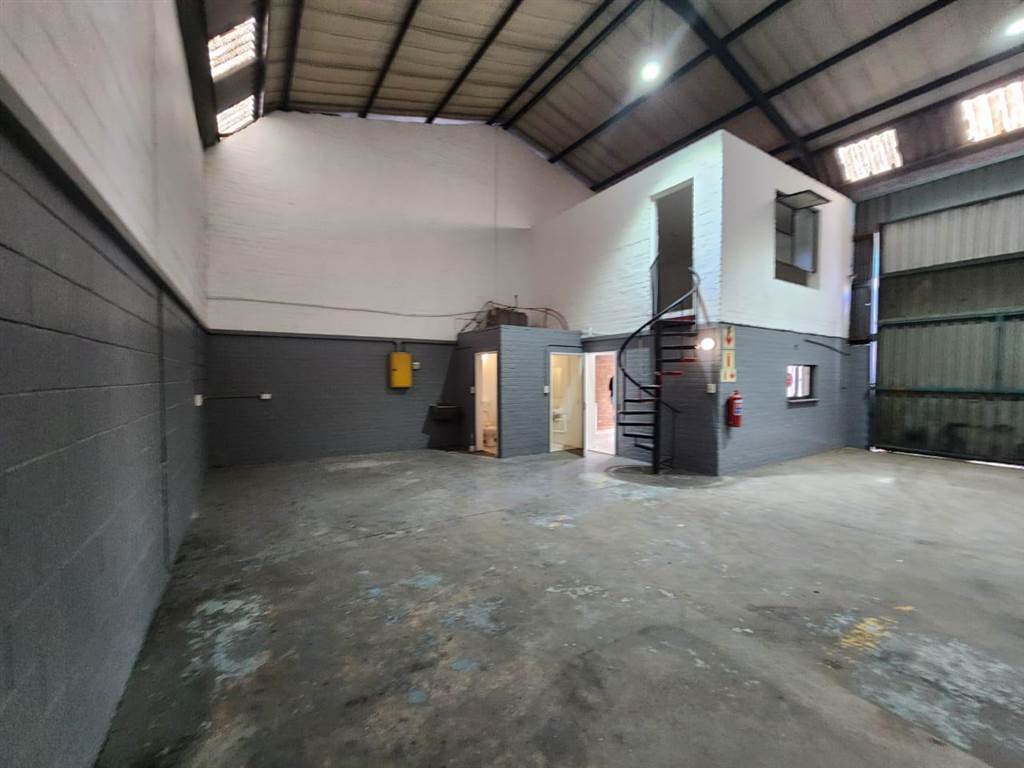 245  m² Industrial space in Vredelust photo number 4