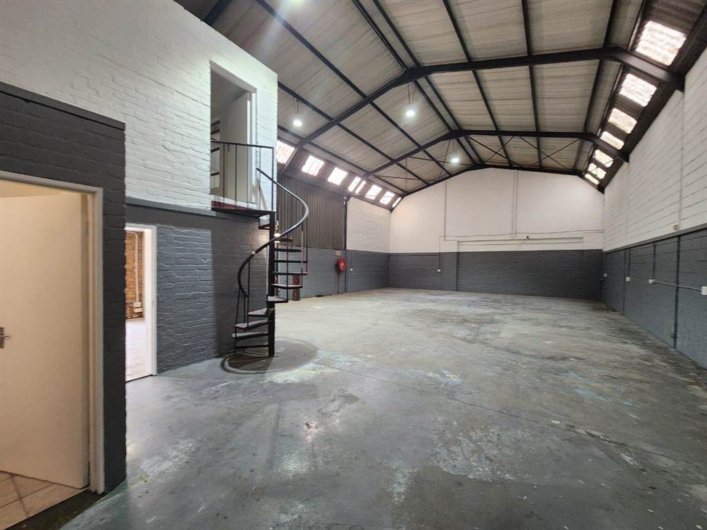 245  m² Industrial space in Vredelust photo number 2