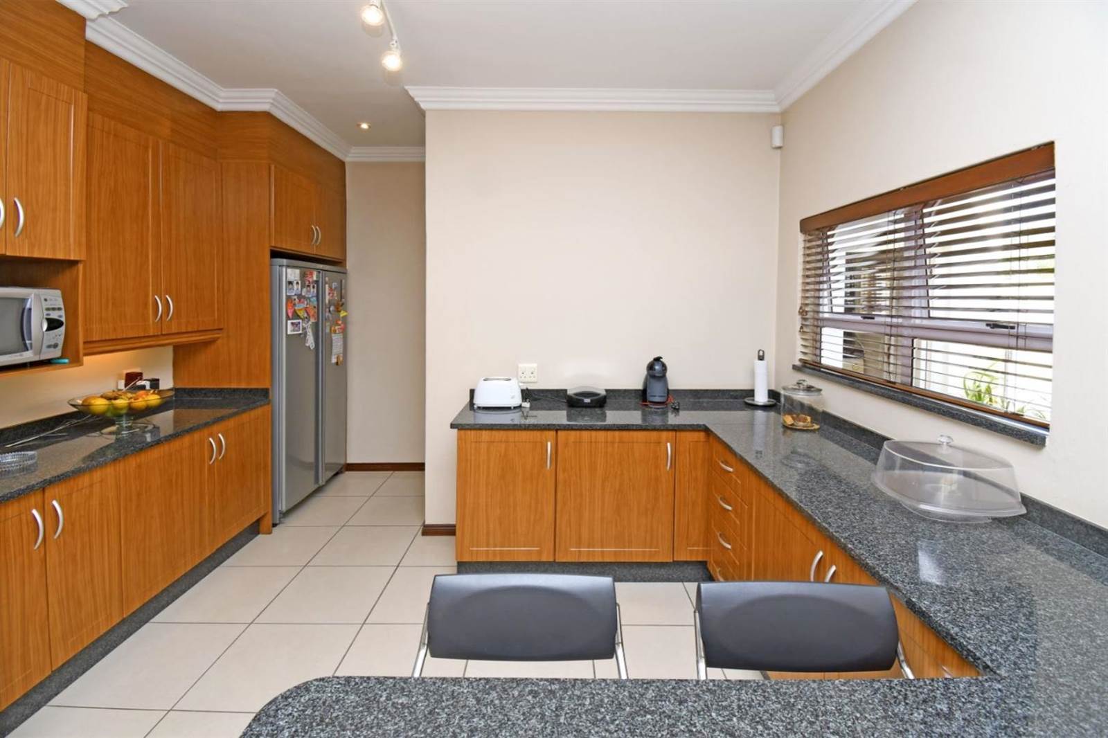 3 Bed House in Douglasdale photo number 11