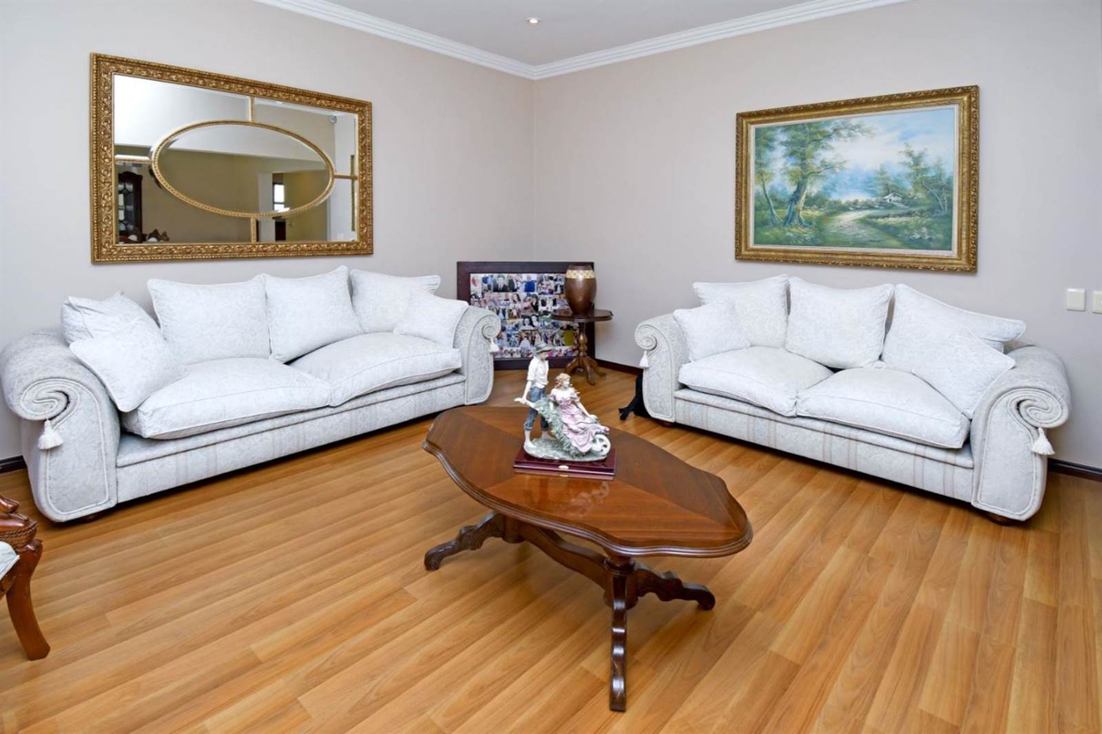 3 Bed House in Douglasdale photo number 4