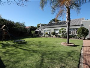 3 Bed House in Edenglen