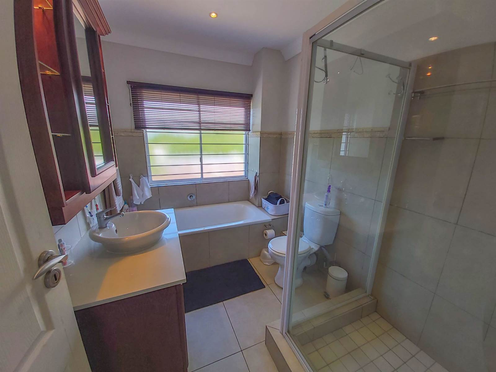 4 Bed House in Leisure Bay photo number 25