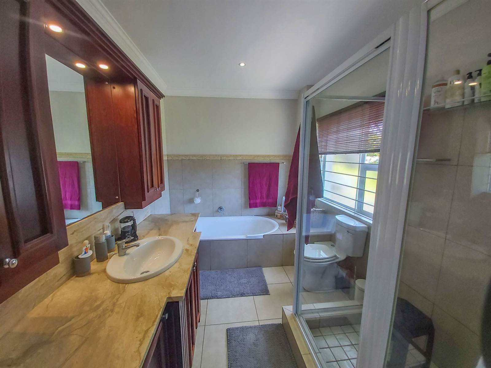 4 Bed House in Leisure Bay photo number 21