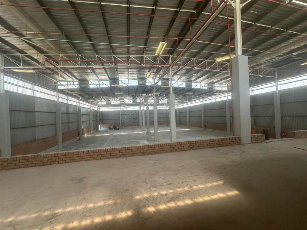 2559  m² Industrial space in Clayville photo number 20