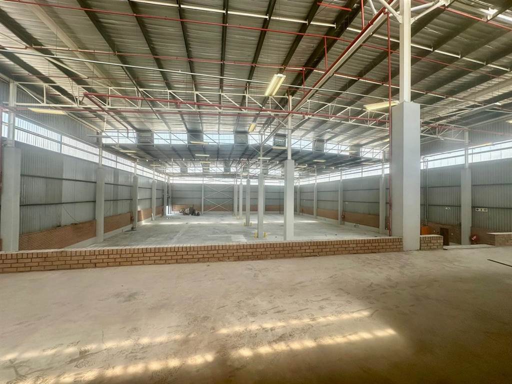 2559  m² Industrial space in Clayville photo number 21