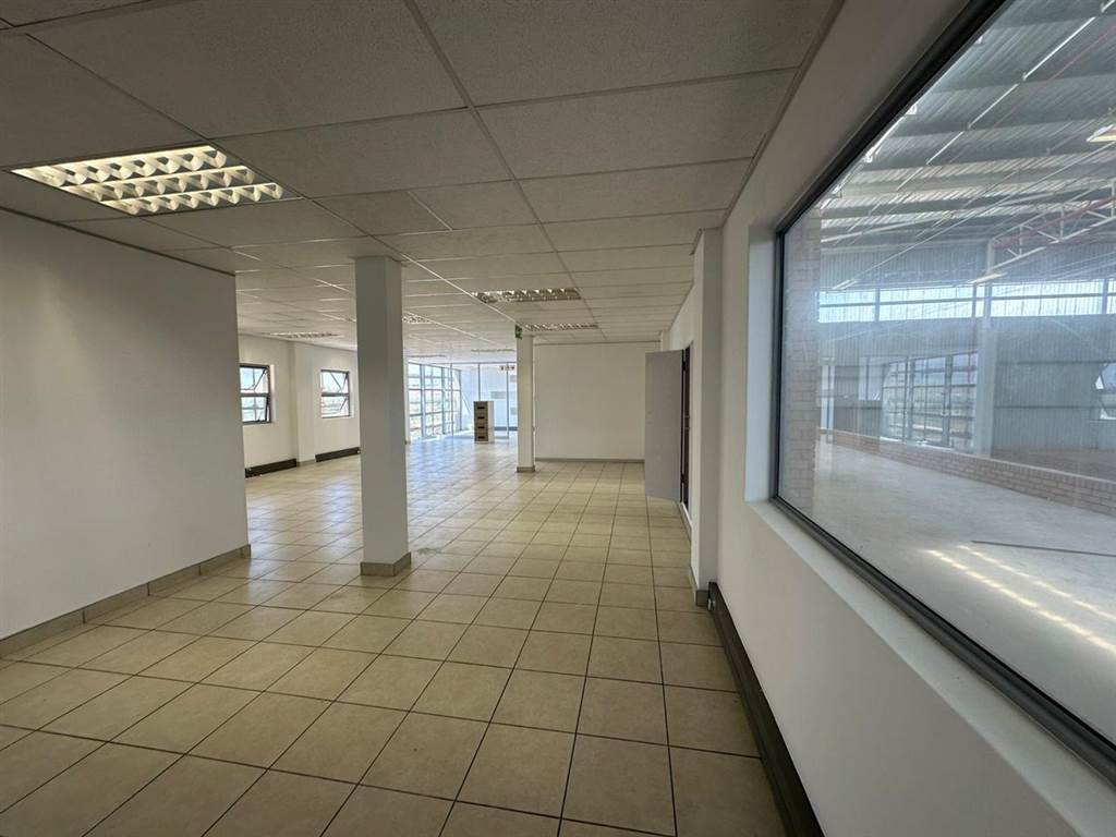 2559  m² Industrial space in Clayville photo number 22