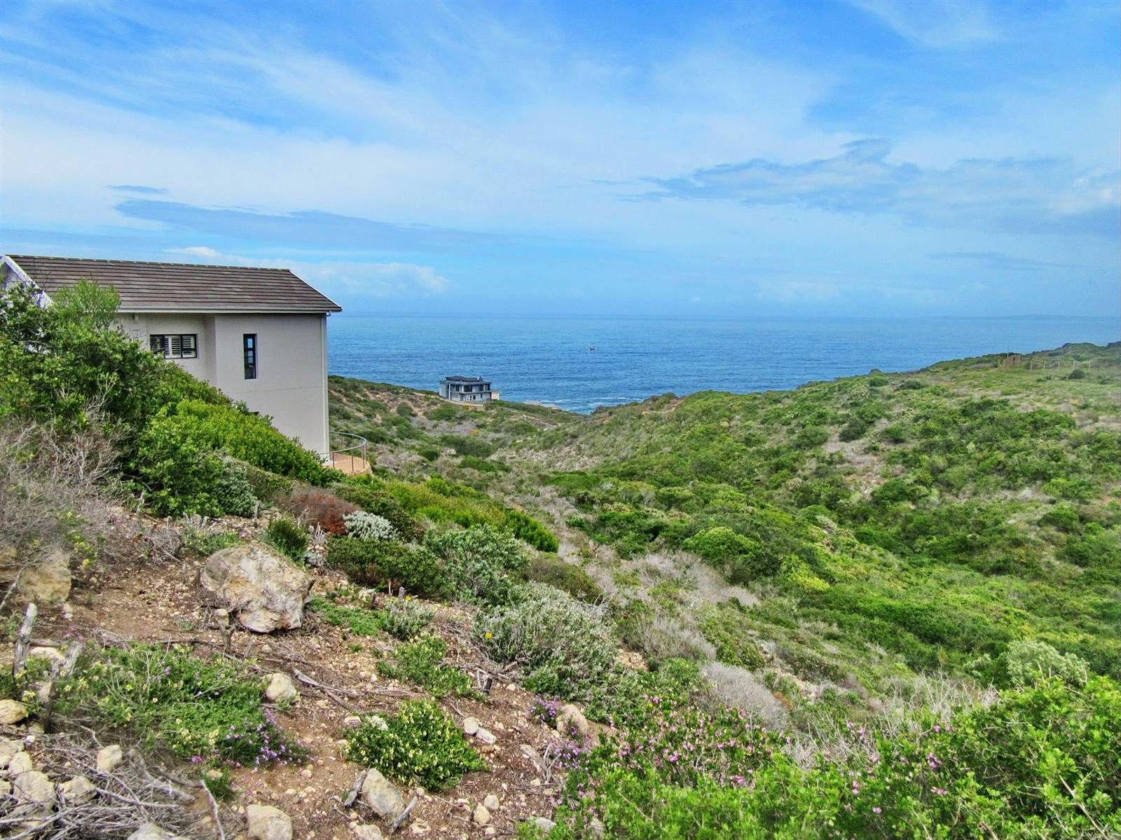 1058 m² Land available in Pinnacle Point Golf Estate photo number 2