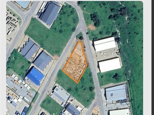 300 m² Industrial space 300 m² Industrial space