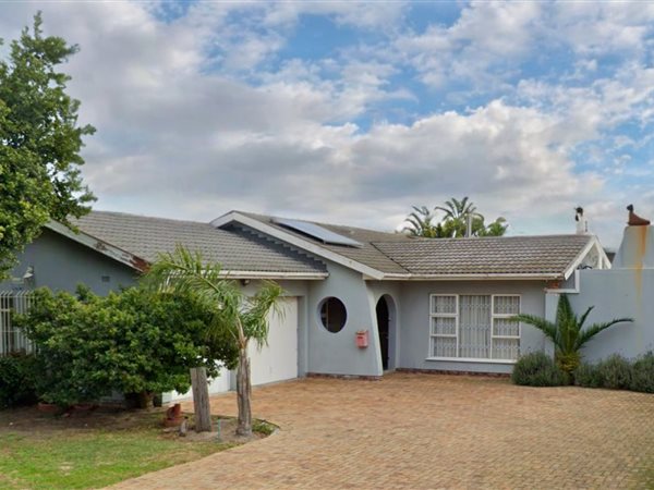 3 Bedroom House 3 Bedroom House