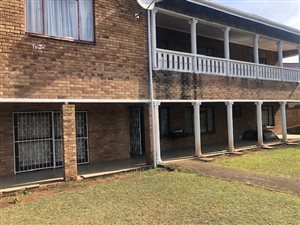8 Bed House in Mountain Rise