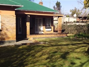 House in Airfield