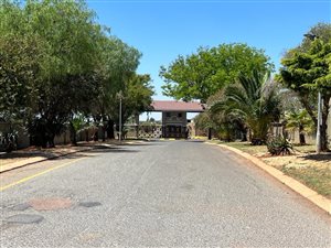 3 Bed Townhouse in Elandsfontein