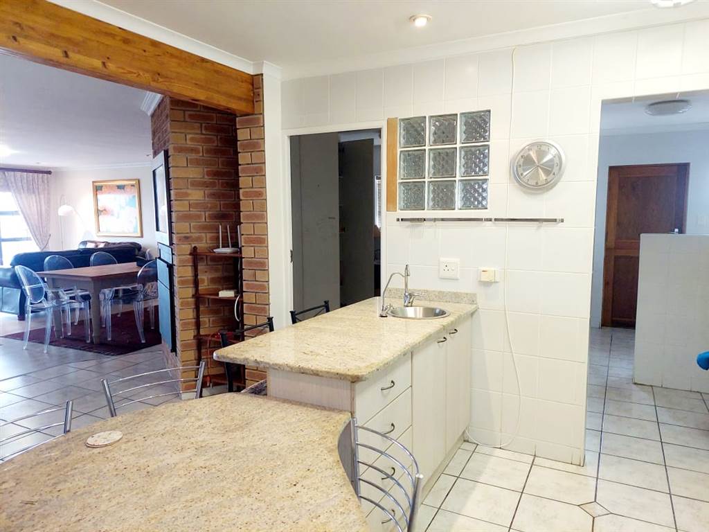 3 Bed House in Mossel Bay Central photo number 19