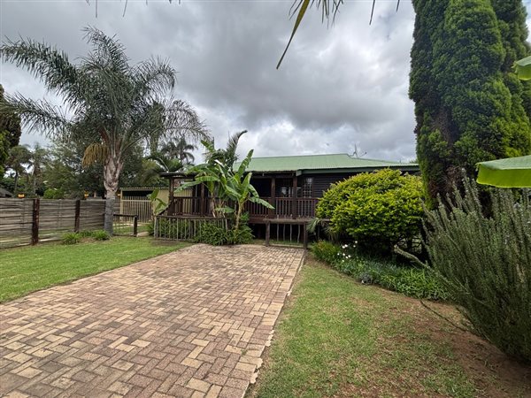 2 Bedroom House 2 Bedroom House