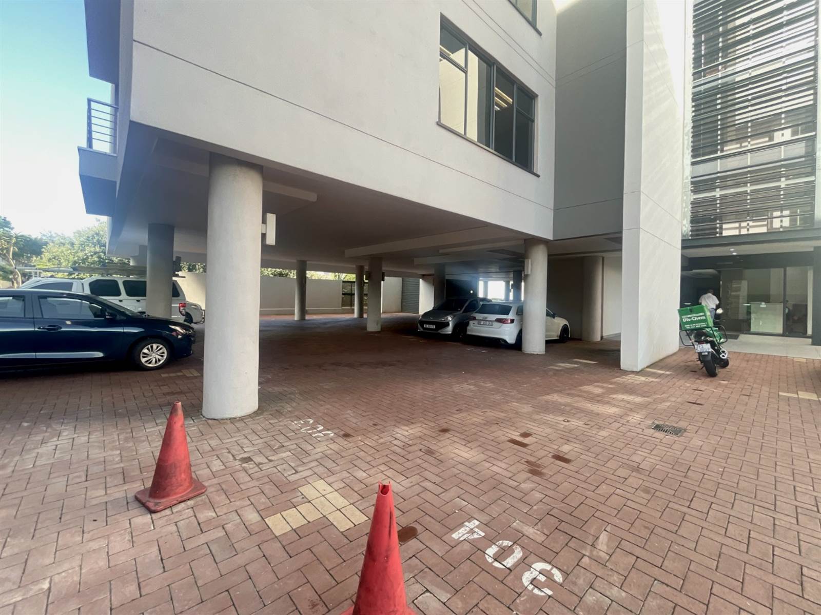 153  m² Commercial space in Umhlanga Ridge photo number 28