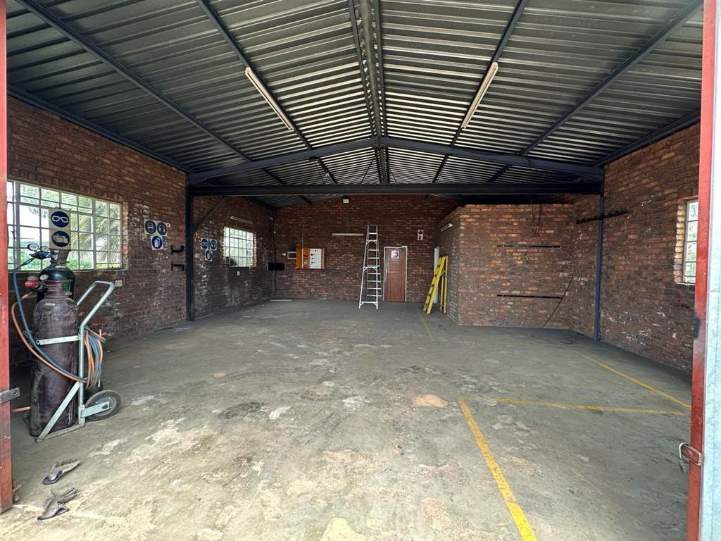 Commercial space in Syferfontein photo number 11