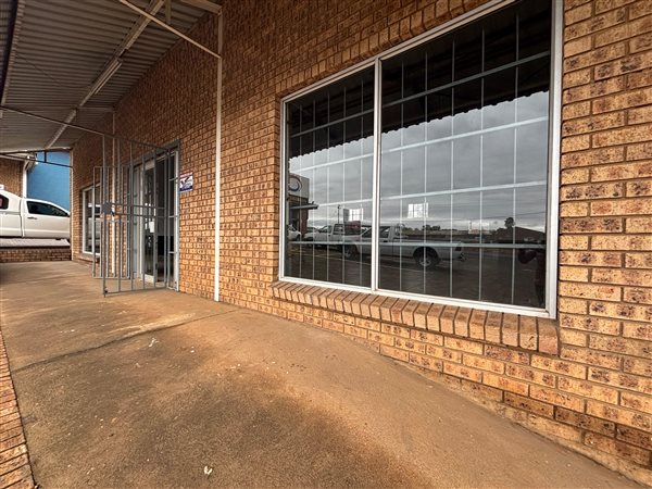 238 m² Commercial space 238 m² Commercial space