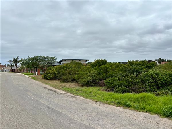 640 m² Land available in Jeffreys Bay