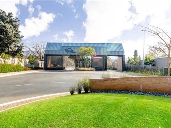 1929 m² Land available in Linksfield North