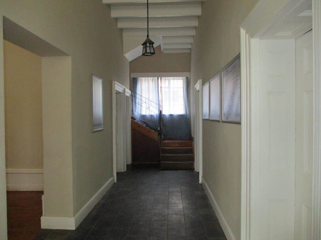 6 Bed House in Graaff Reinet photo number 25